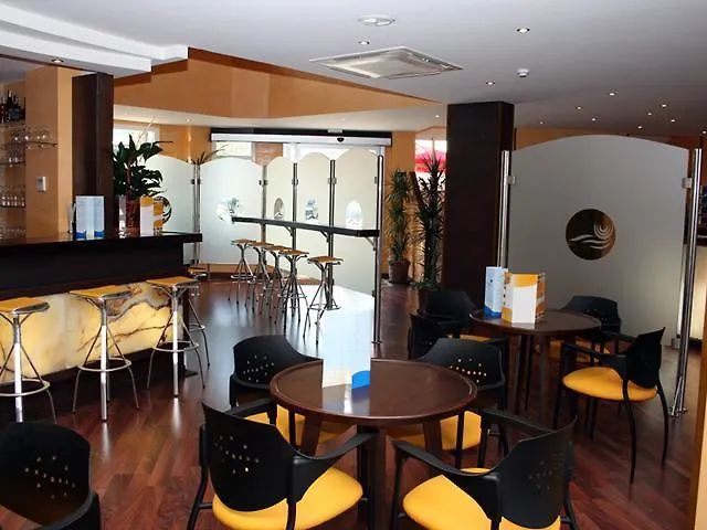 Hotel Vive Costa Azul Benalmádena 3*,