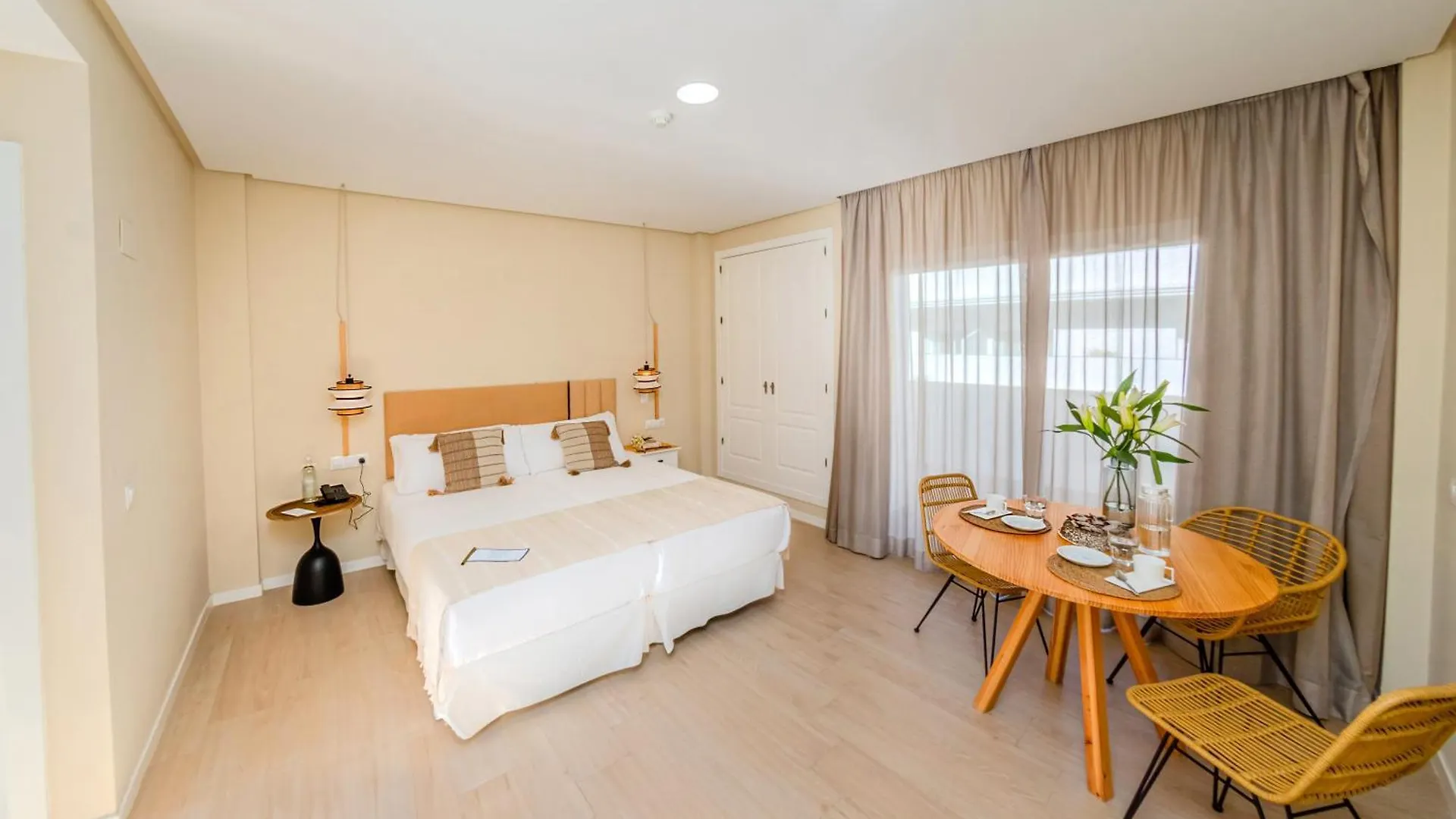 Hotel Vive Costa Azul Benalmádena 3*,  Hiszpania