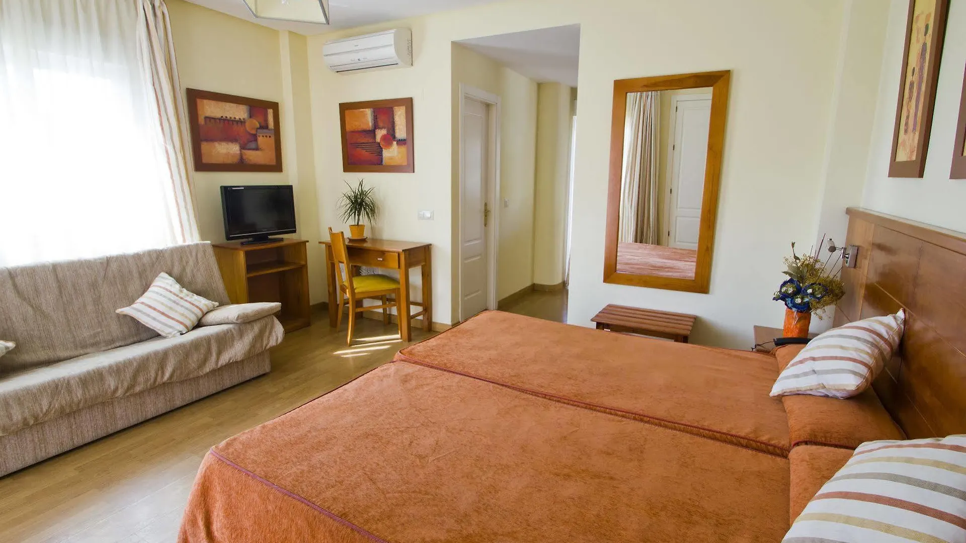 Hotel Vive Costa Azul Benalmádena